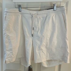 Treasure and Bond Shorts